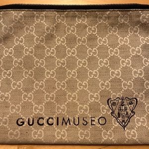 Gucci pouch